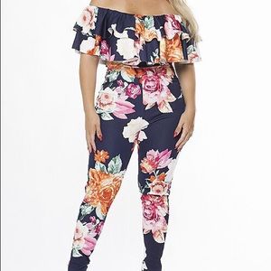 Cute flower jumpsuit perfect for the summer!